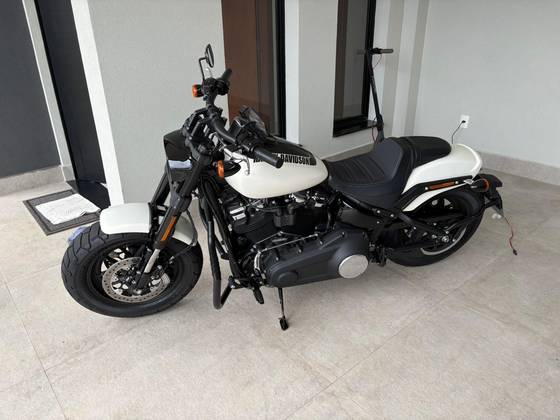 HARLEY-DAVIDSON SOFTAIL FAT BOB 107 HARLEY-DAVIDSON SOFTAIL FAT BOB 107